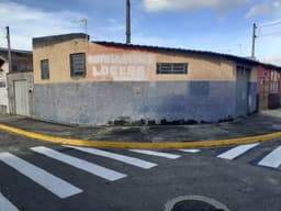 CASA COM PONTO COMERCIAL JUTO NO CIDADE SALVADOR JACAREÍ SP