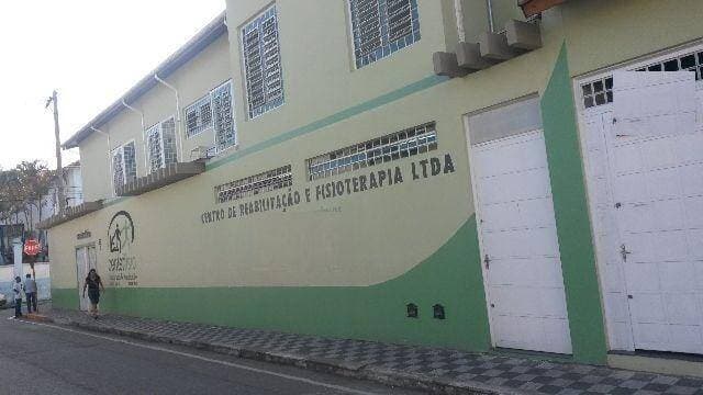6 SALAS COMERCIAIS EM FRENTE A SANTA CASA DE JACAREI, CENTRO — foto 5