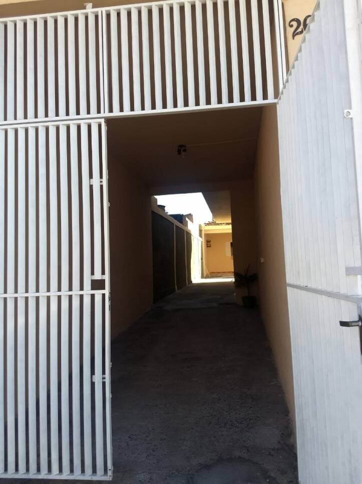 CASA COM PONTO COMERCIAL E EDICULA PQ SANTO ANTONIO JACAREÍ — foto 2