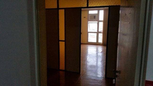 SALA COMERCIAL NO CENTRO- PROX. AO MERCADO MUNICIPAL — foto 1