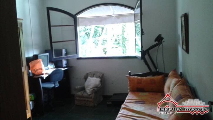 LINDA CASA COM 862 M² DE TERRENO — foto 9