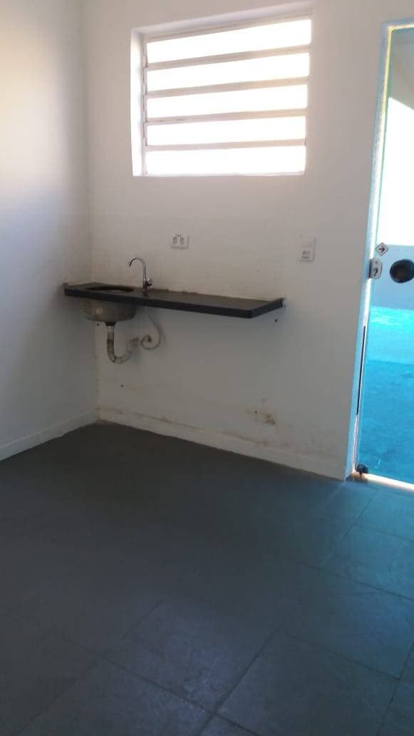 SALA COMERCIAL NO CENTRO PARA LOCAÇÃO JACAREÍ SP — foto 4