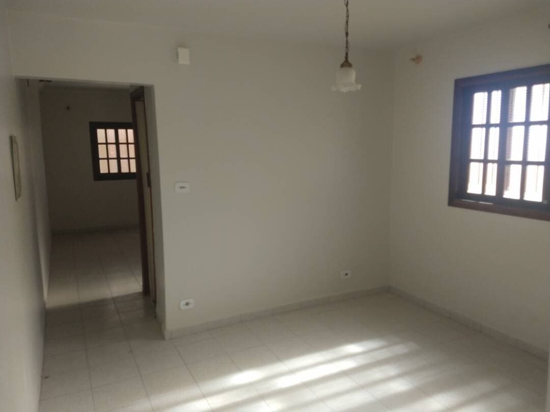 CASA NO CIDADE JARDIM PARA VENDA JACAREÍ SP ESTUDA TROCA — foto 6
