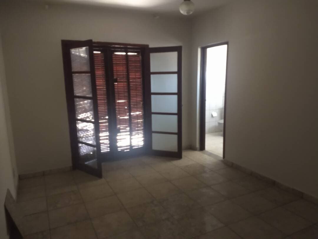 CASA NO CIDADE JARDIM PARA VENDA JACAREÍ SP ESTUDA TROCA — foto 14