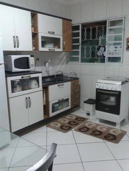 CASA EM CONDOMÍNIO NO JD PARAÍSO SP