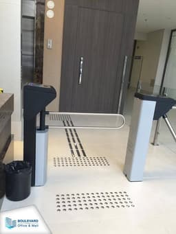 SALA NO BOULEVARD JACAREÍ VENDA ÓTIMA LOCALIZAÇÃO 36 M²