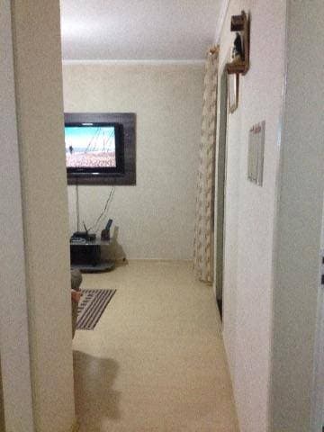 APARTAMENTO BARATO PRÓXIMO AO CENTRO DE JACAREI — foto 1