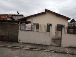 CASA NA VILA GARCIA JACAREI SP