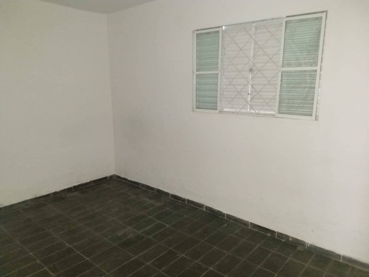 CASA NO PQ SANTO ANTONIO JACAREÍ SP — foto 8