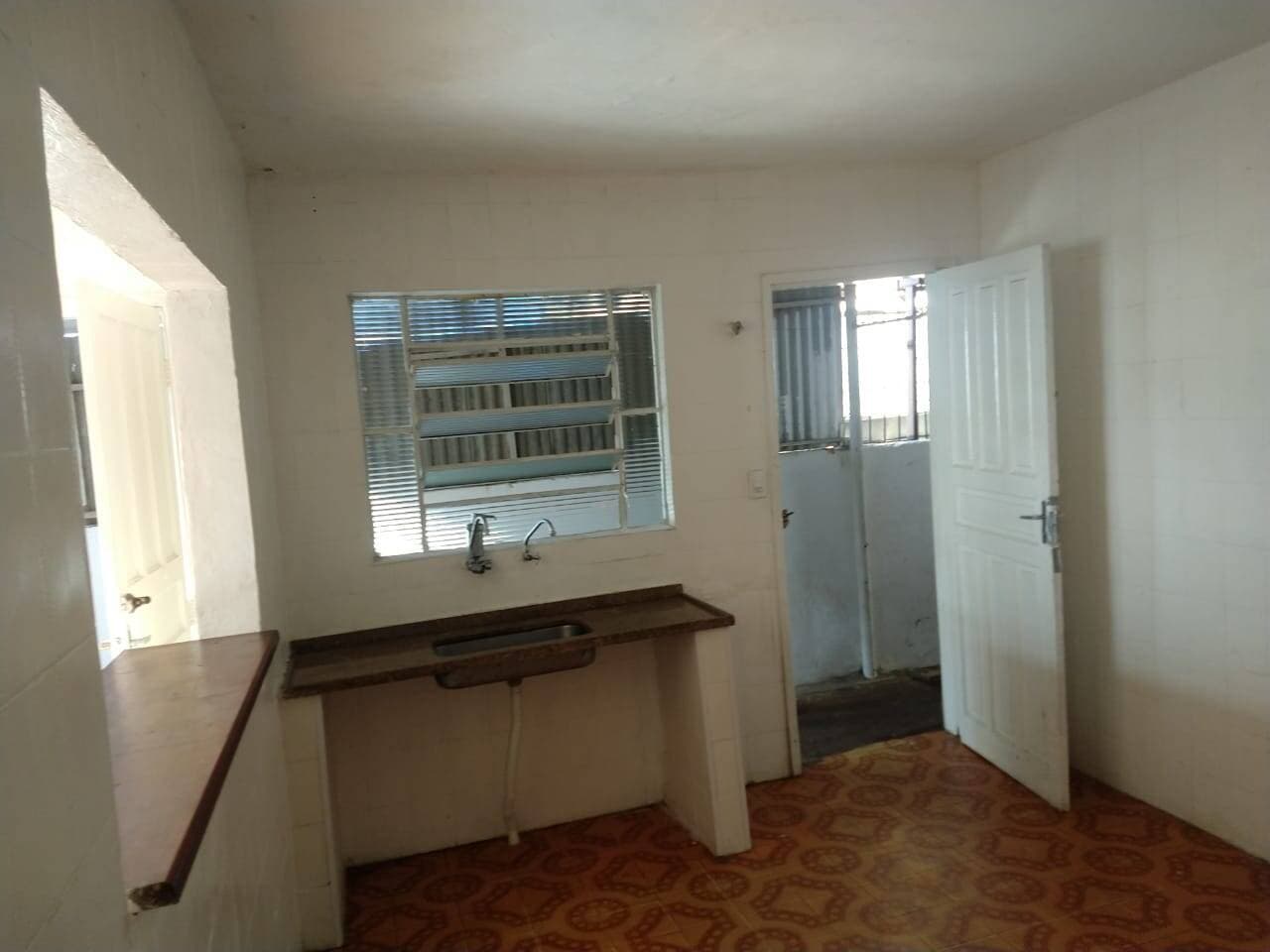 CASA NO PQ SANTO ANTONIO JACAREÍ SP — foto 1