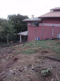 TERRENO DE 696M² BOM PARA CHÁCARA