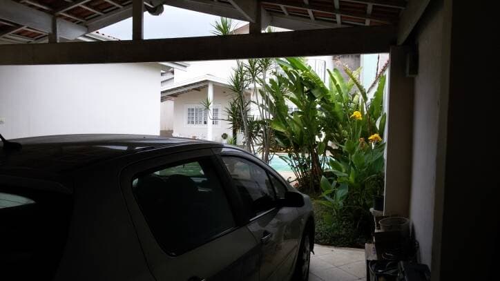 CASA NO PROLONGAMENTO DO SANTA MARIA, ESTUDA TROCA — foto 3