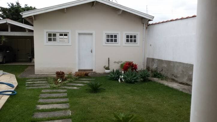 CASA NO PROLONGAMENTO DO SANTA MARIA, ESTUDA TROCA — foto 9