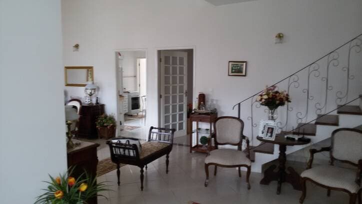 CASA NO PROLONGAMENTO DO SANTA MARIA, ESTUDA TROCA — foto 14