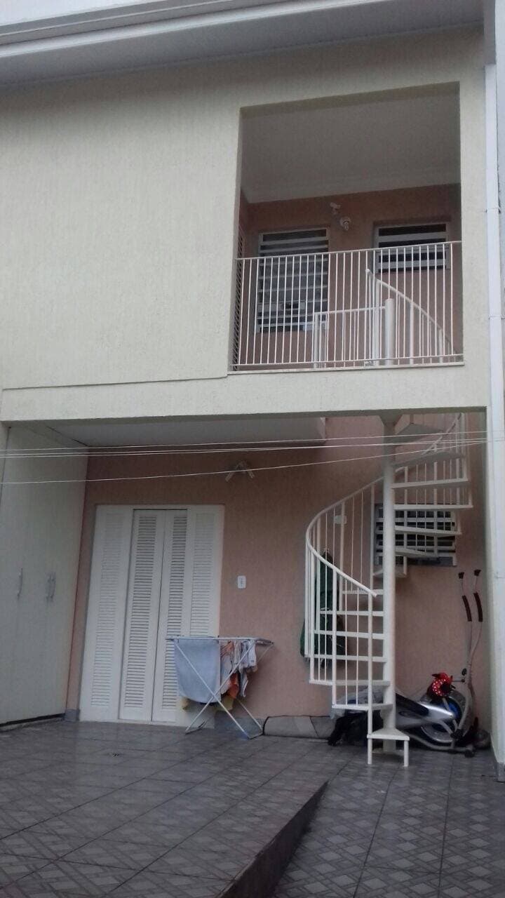 CASA NO PQ ITAMARATY COM EDICULA EM JACAREI - SP — foto 11