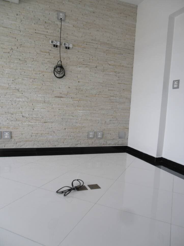 SALA COMERCIAL NO EDIFÍCIO AMERICA ESTUDA TROCA — foto 1