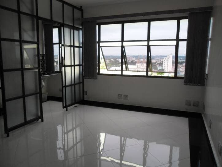 SALA COMERCIAL NO EDIFÍCIO AMERICA ESTUDA TROCA — foto 11