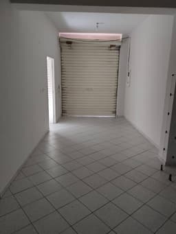 IMOVEL COM 2 PONTOS COMERCIAIS NO CENTRO PARA VENDA JACAREÍ SP