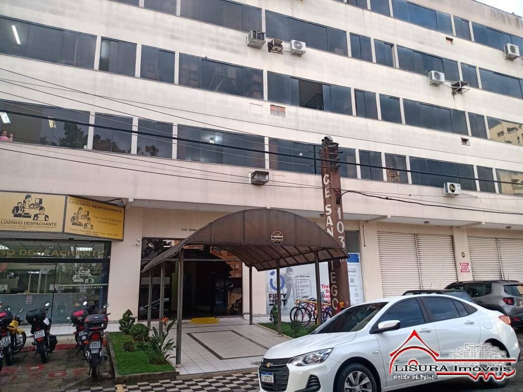 SALA COMERCIAL NO CENTRO DE JACAREI SP PARA VENDA — foto 1