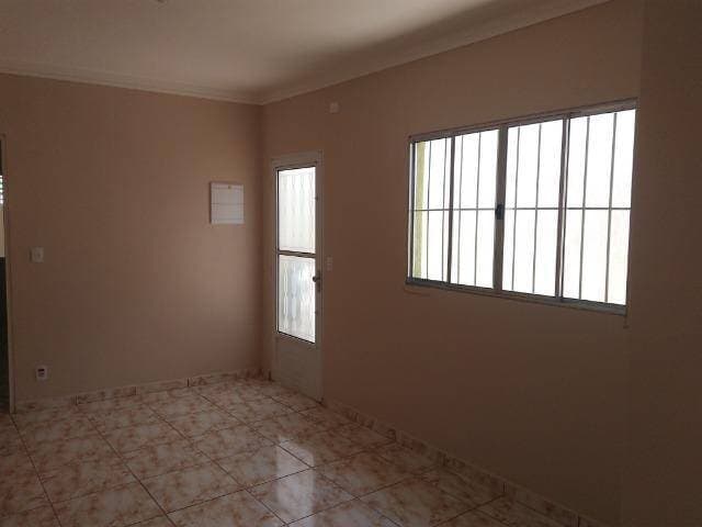 CASA NO VILLA ZEZE JACAREI SP — foto 1