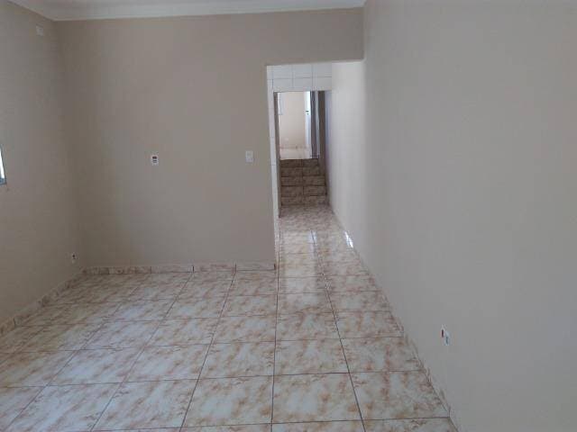 CASA NO VILLA ZEZE JACAREI SP — foto 2
