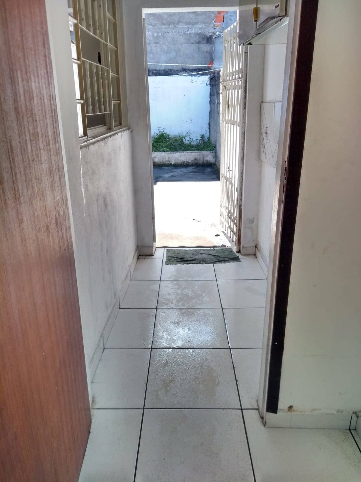 CASA RESIDENCIAL OU COMERCIAL NA RUA BARÃO DE JACAREÍ SP — foto 8