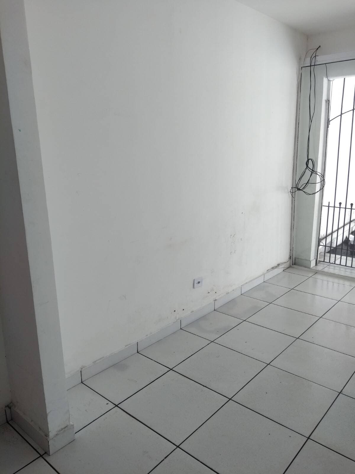 CASA RESIDENCIAL OU COMERCIAL NA RUA BARÃO DE JACAREÍ SP — foto 13