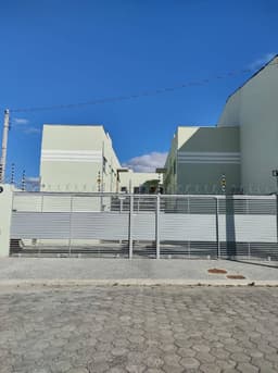 CASA DE CONDOMINIO NO JD SANTA  MARIA JACAREÍ SP