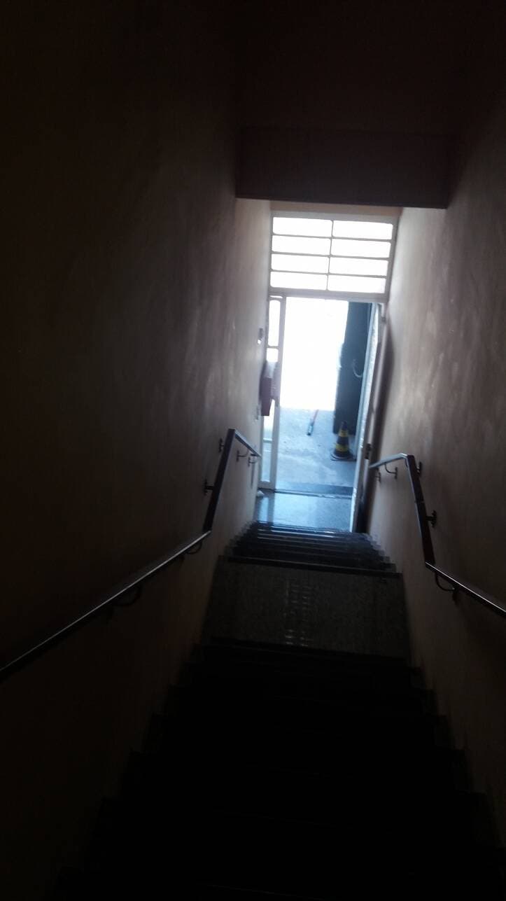 SALA COMERCIAL NO CENTRO JACAREÍ PARA LOCAÇÃO — foto 7