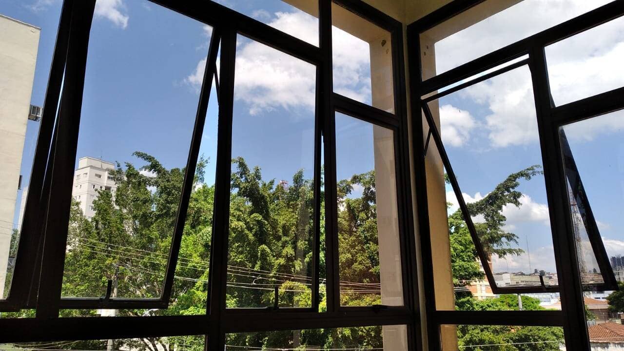 SALA COMERCIAL NO CENTRO DE JACAREI SP — foto 10