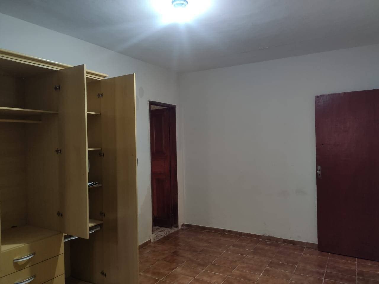 CASA NO JD DINDINHA JACAREÍ SP — foto 4