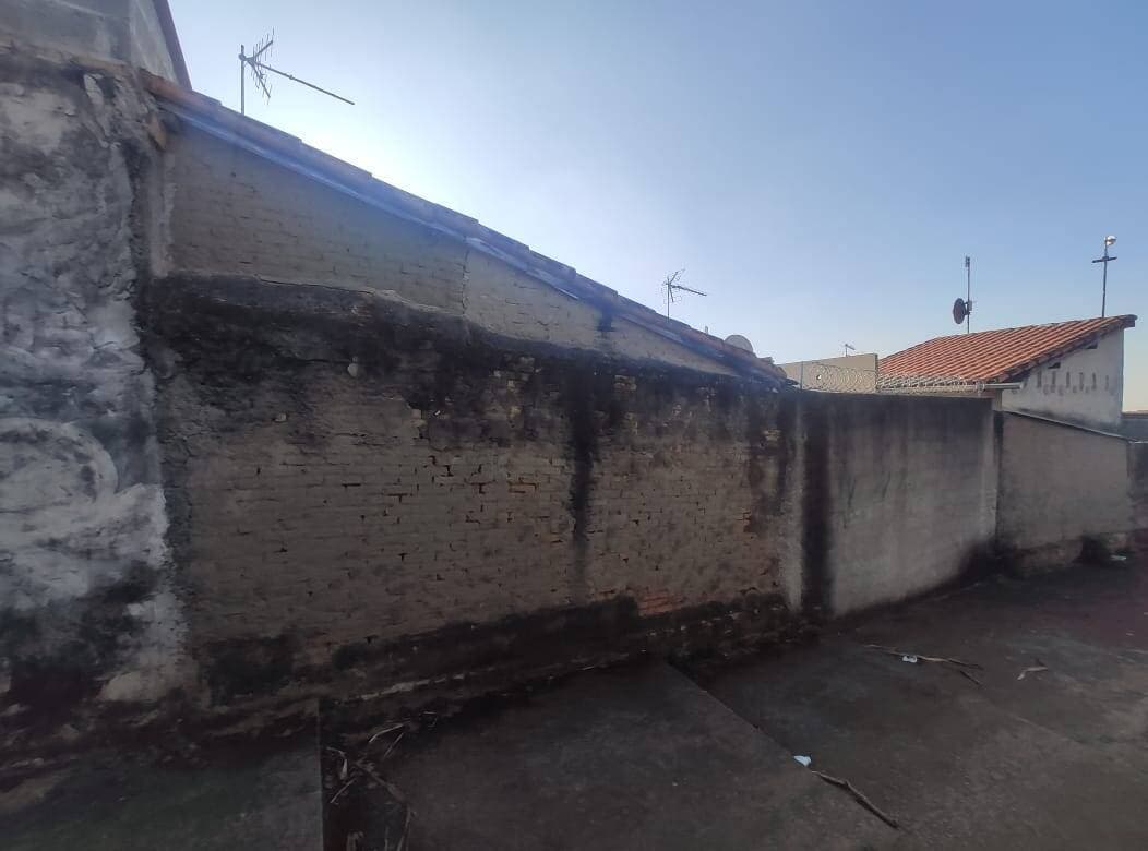 CASA NO JD DINDINHA JACAREÍ SP — foto 6