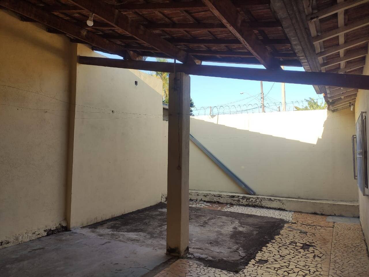 CASA NO JD DINDINHA JACAREÍ SP — foto 10