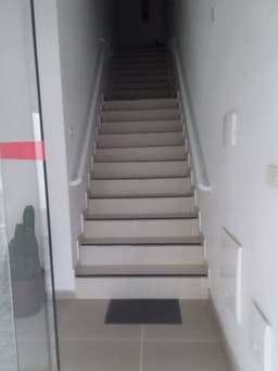 SALA COMERCIAL NA RUA DA SANTA CASA CENTRO DE JACAREÍ SP