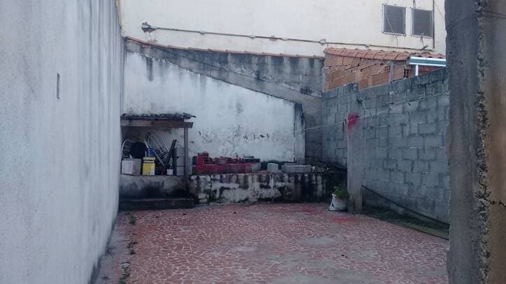 CASA NO CID SALVADOR JACAREÍ SP — foto 15