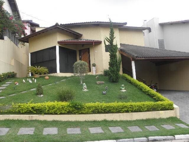 CASA CONDOMÍNIO JARDIM COLEGINHO COM PISCINA jacareí sp — foto 3