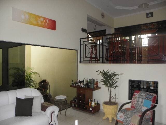 CASA CONDOMÍNIO JARDIM COLEGINHO COM PISCINA jacareí sp — foto 4
