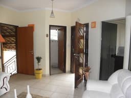 CASA CONDOMÍNIO JARDIM COLEGINHO COM PISCINA jacareí sp