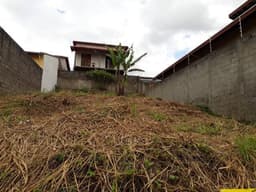 TERRENO DE 250 METROS ACEITA FINANCIAMENTO JACAREI SP