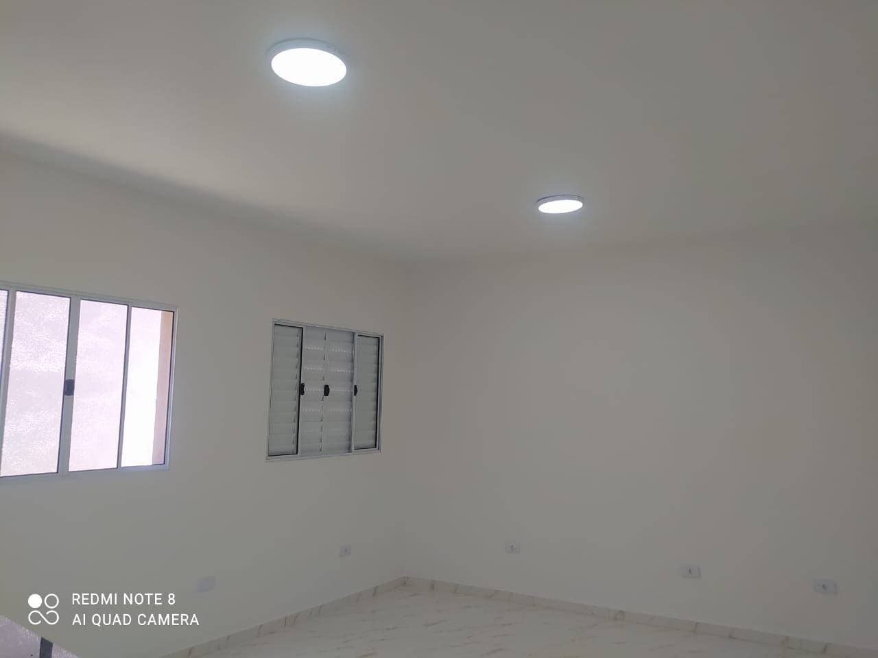KITNET NO SÃO JOÃO JACAREÍ SP — foto 2