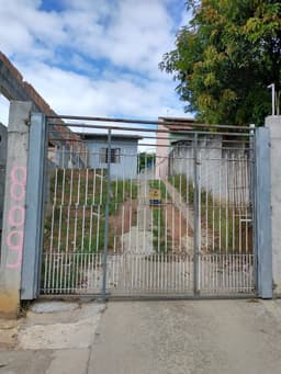 ÁREA EM JACAREÍ 1.300 METROS ÓTIMO PARA PREDIO JACAREÍ SP