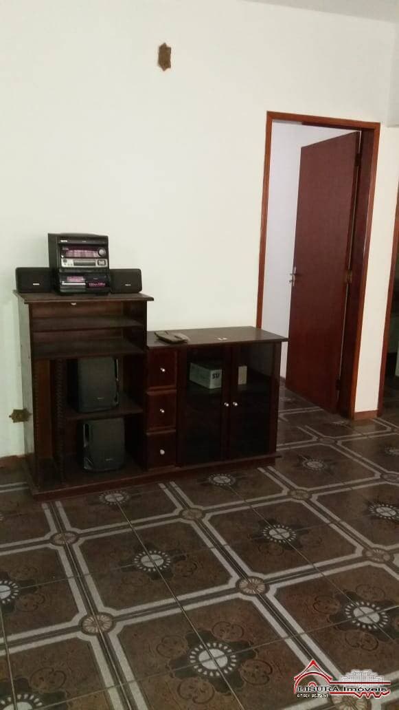 CASA E PONTO COMERCIAL P/ VENDA PROX AO BOMBEIRO JACAREÍ SP — foto 14