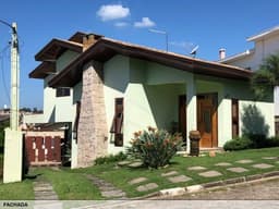LINDA CASA ALTO PADRÃO JACAREÍ SP ESTUDA TROCA POR AP EM SP