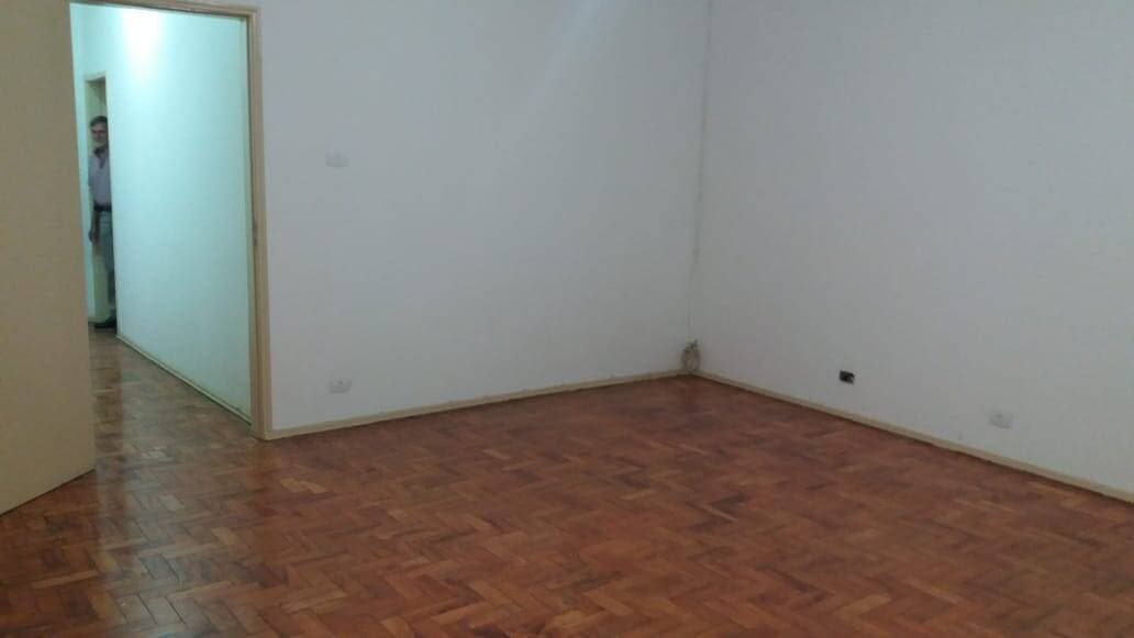 CASA RESIDENCIAL OU COMERCIAL NO CENTRO DE JACAREÍ SP — foto 12