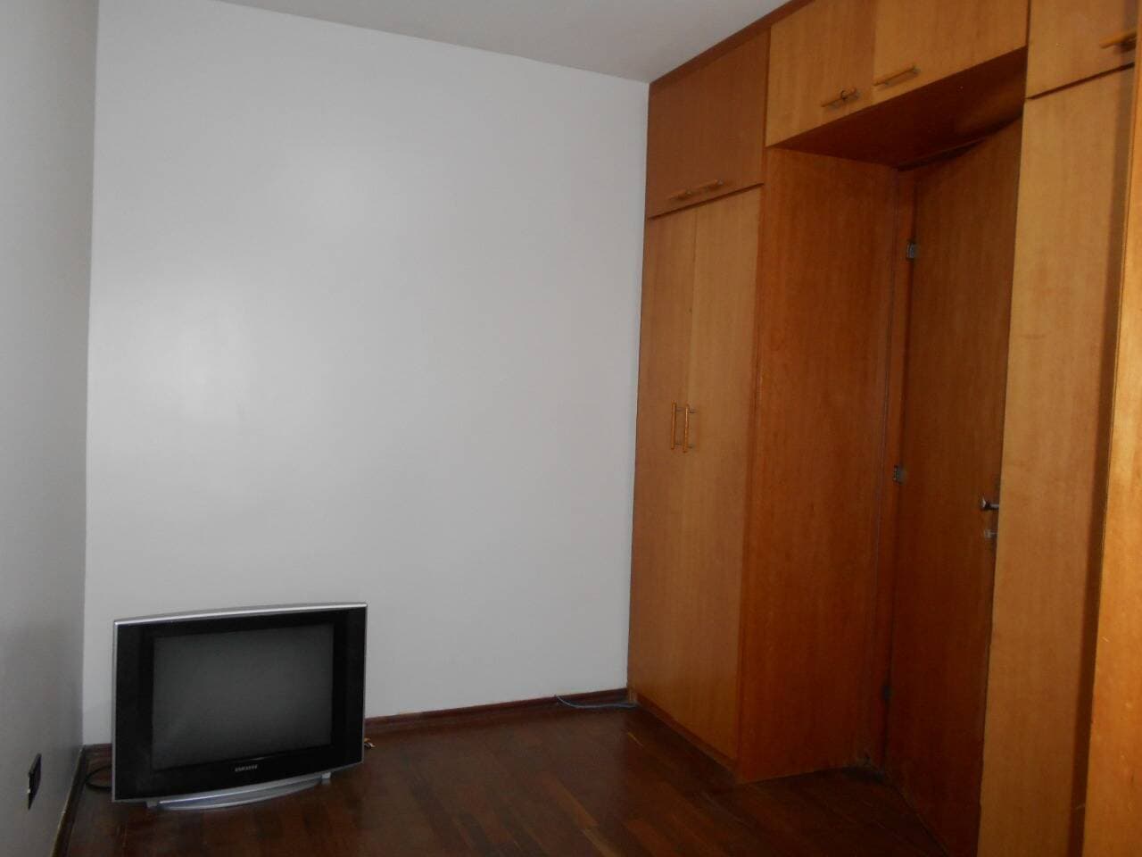 APARTAMENTO EDIFÍCIO BEIRA RIO LOCAÇÃO JACAREÍ SP — foto 5