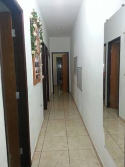 CASA NO PQ DOS PRÍNCIPES JACAREÍ SP COM 3 DORMITÓRIOS