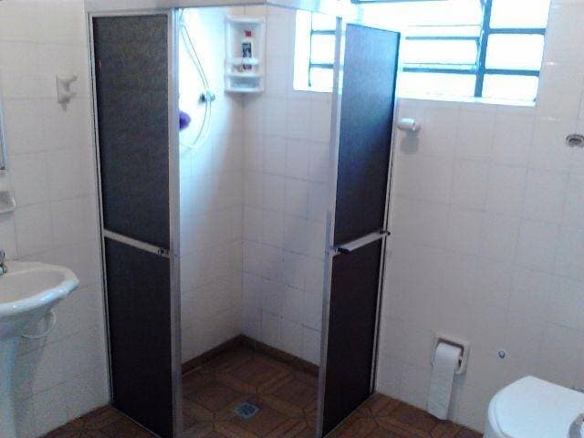 CASA NO JD DAS OLIVEIRAS JACAREÍ SP — foto 1