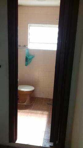 SALA COMERCIAL PARA LOCAÇÃO NO CENTRO DE JACAREÍ SP — foto 2