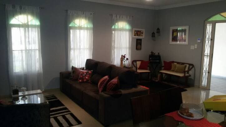CASA NO JD FLORIDA JACAREÍ PODE SER RESIDENCIAL / COMERCIAL — foto 6