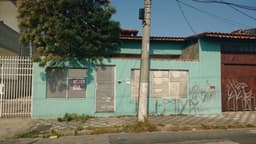 CASA NO VILA FORMOSA PRATICAMENTE CENTRO DE JACAREÍ SP